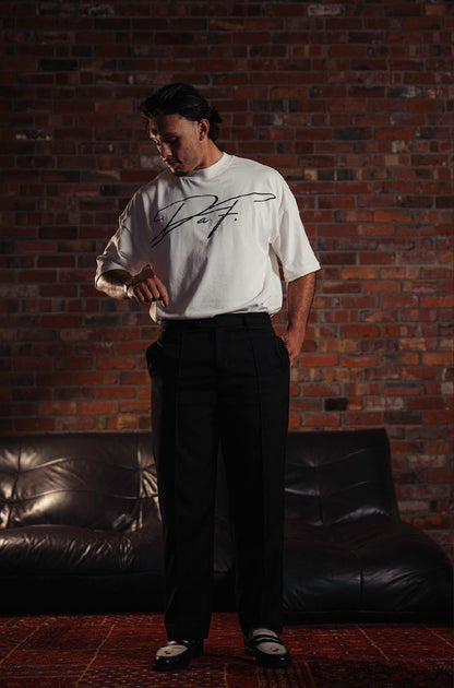 daf oversized white tee